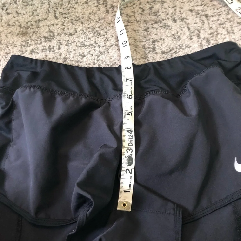Nike Dri-Fit Black Athletic Shorts Size Medium